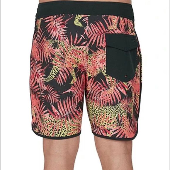 Billabong  Highline Camicat 17 Big Boy Boardshort Size 28 Excellent Condition - Picture 3 of 9